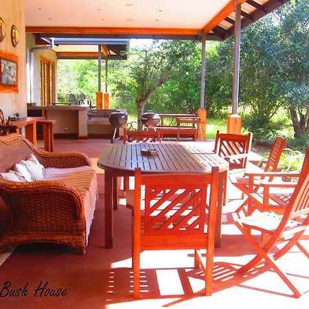 Chumbi Bush House Villa ฮลูฮลูเว ภายนอก รูปภาพ